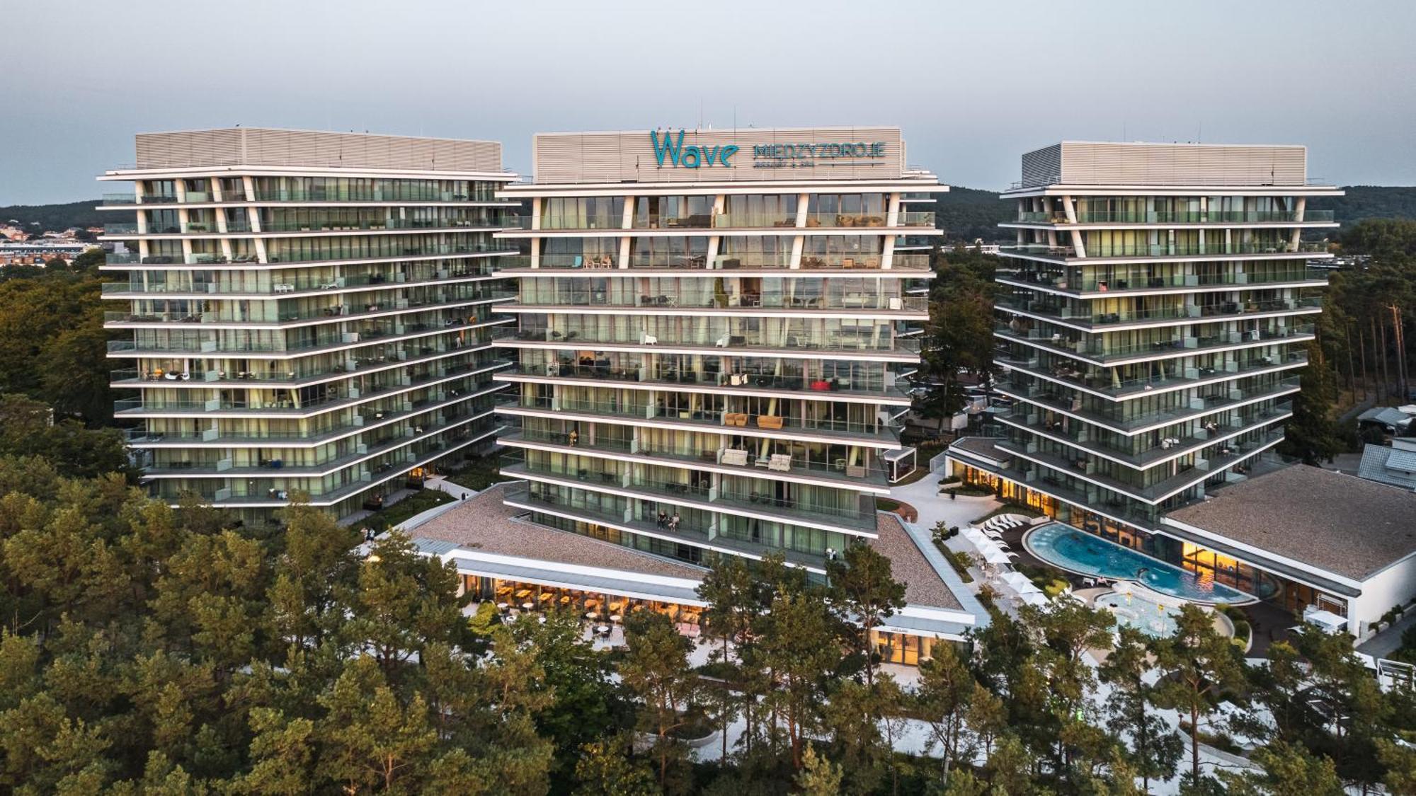 Prywatne Apartamenty Sun & Snow W Wave Z Basenem Miedzyzdroje Esterno foto