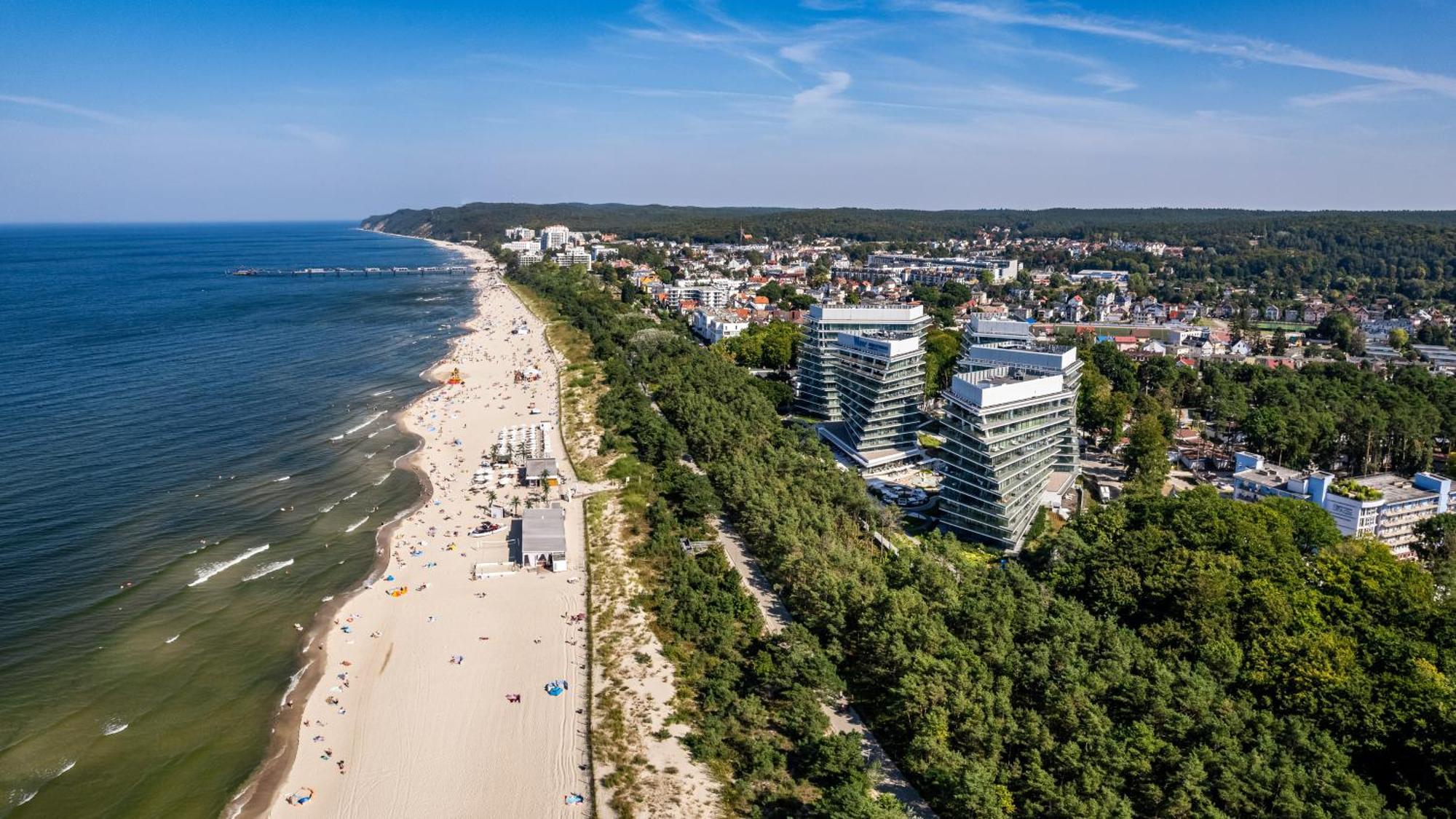 Prywatne Apartamenty Sun & Snow W Wave Z Basenem Miedzyzdroje Esterno foto